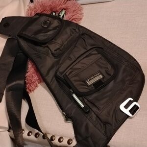 Kawel Knight Mens / Woman's Nylon Sling Bag Chest Bag. Large.